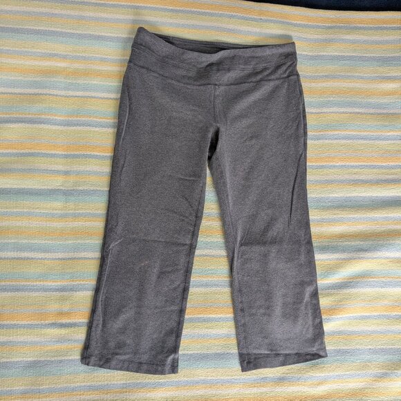 GAP Pants - Gap Body Y2K Gray Cropped Yoga Pants Medium